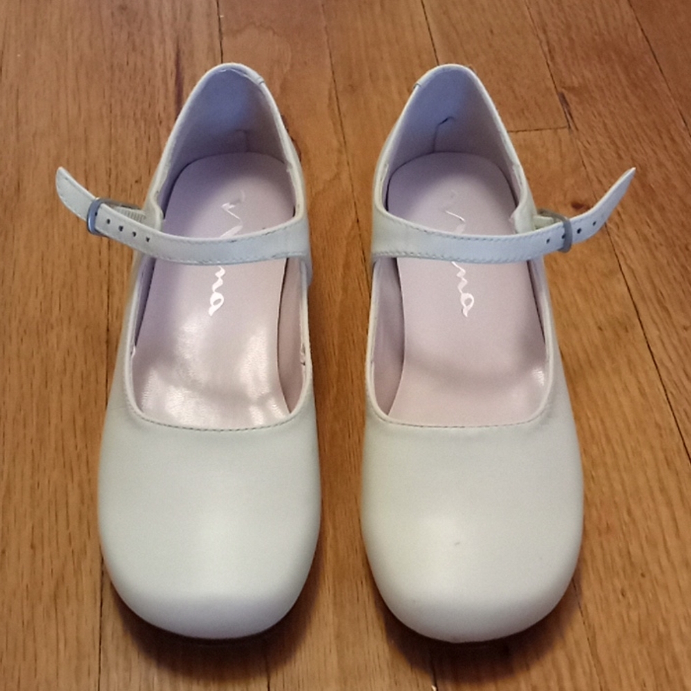 13.5 Girls Nina dress shoes